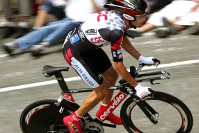 爱游戏体育在线-亚历克斯·格林伍德的全场表现让袋鼠队在橄榄球锦标赛中名列前茅