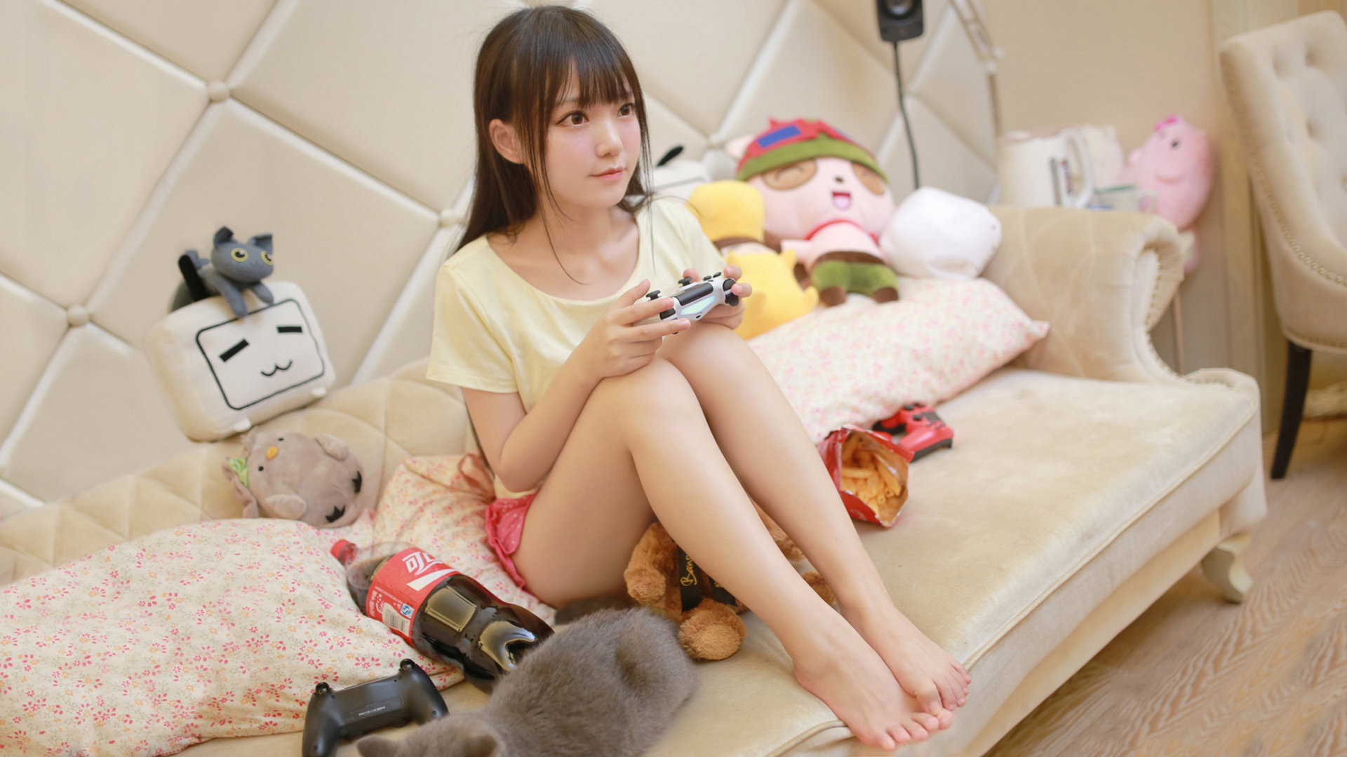 以“足球+文化”推动城市文化建设，打造城市新名片，足球文化主题绘画