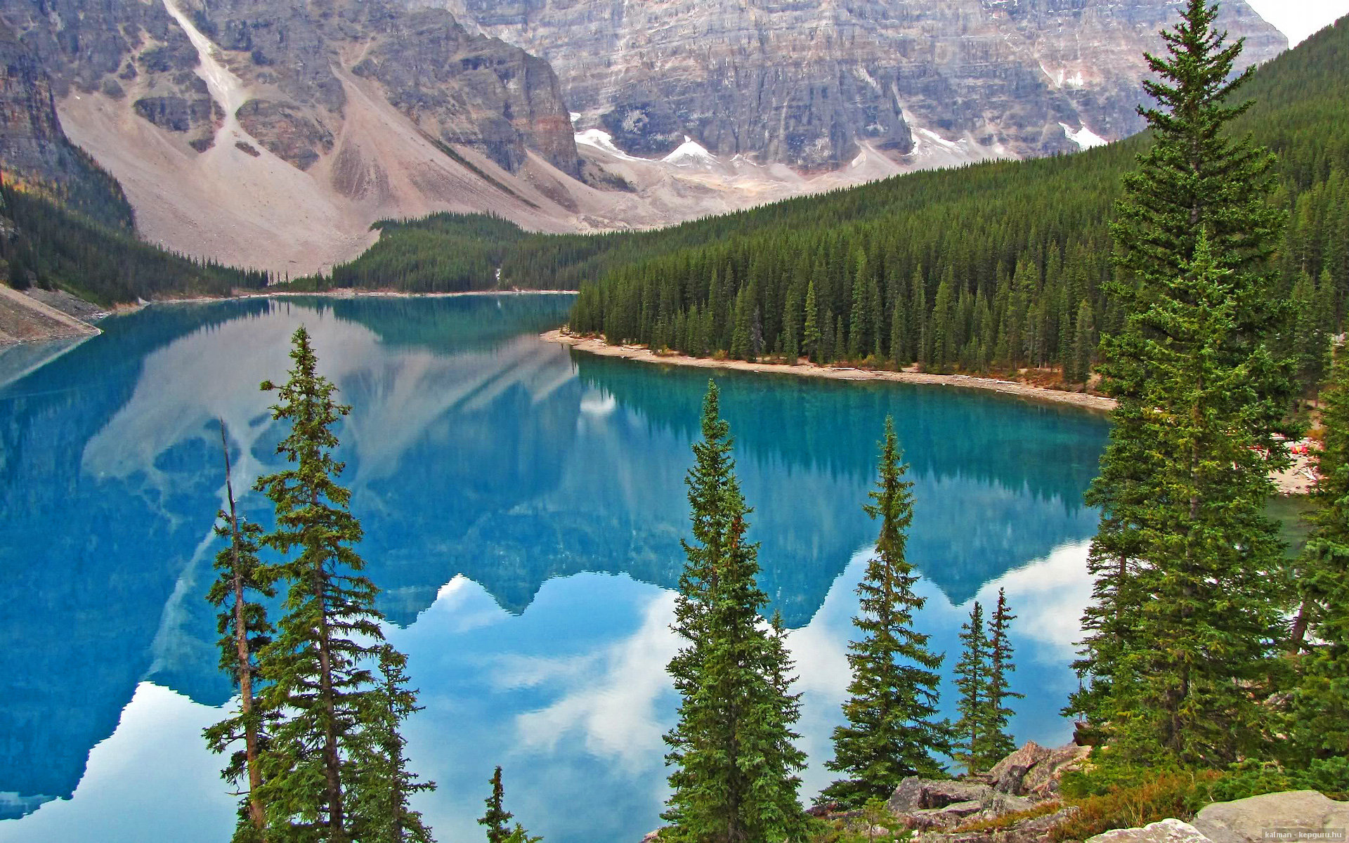 全国青少年“跨界融合”足球-篮球活动在成都引领新时尚，倡导多项运动结合